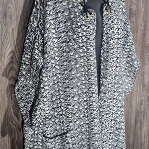 Chicos Open Front Knit Cardigan Sweater Jacket‎ Gold Accents Black White OS